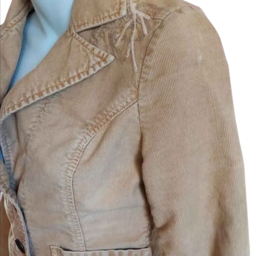NWT Guess Jeans Tan Stretchy Corduroy Blazer with Fitted Waist And Embroidery ~S - Picture 2 of 7